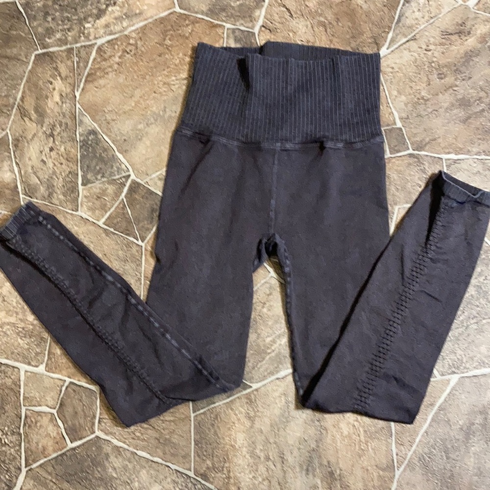 NWOT Free People Movement High-Rise 7/8 Length Good Karma Leggings - Picture 5 of 8